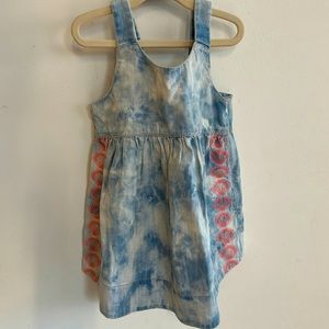 Egg  collective dress